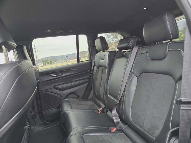 2025 Jeep Grand Cherokee Altitude 4x4