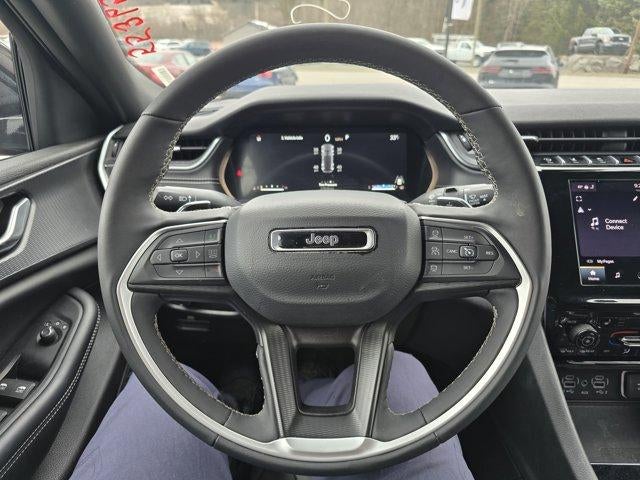 2025 Jeep Grand Cherokee Altitude 4x4