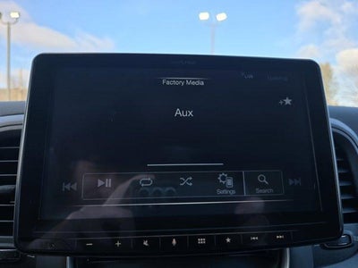 2019 RAM 1500 Classic Express 4x4 Crew Cab 5'7" Box