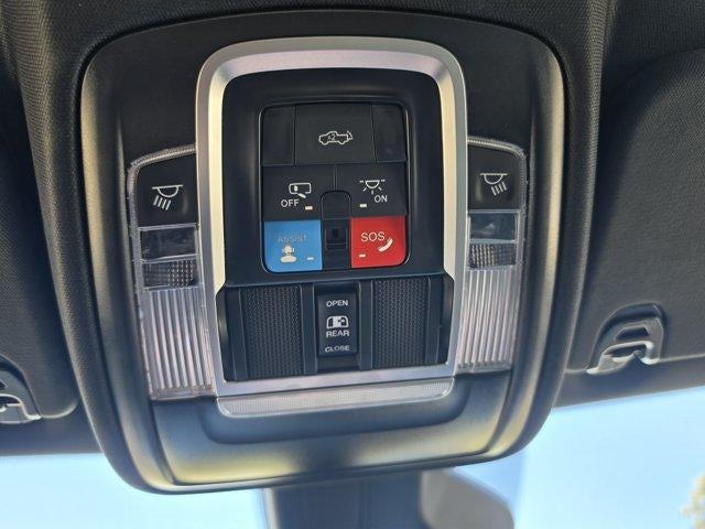 2025 RAM 1500 Big Horn 4x4 Quad Cab 6'4" Box