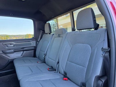 2021 RAM 1500 Big Horn 4x4 Crew Cab 5'7" Box