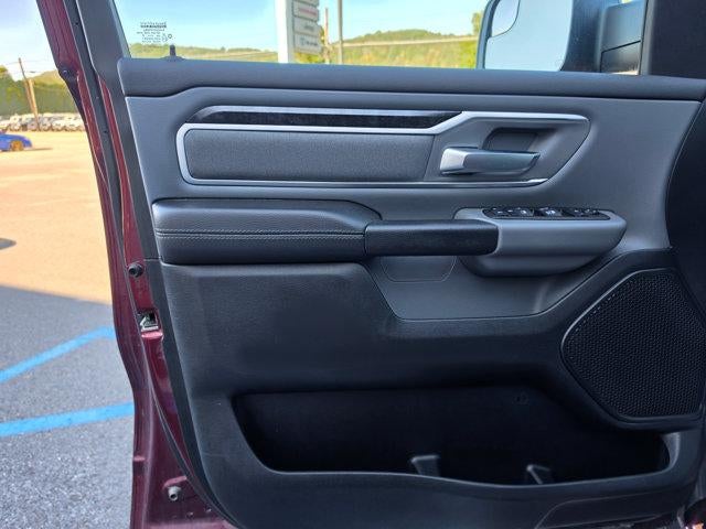 2021 RAM 1500 Big Horn 4x4 Crew Cab 5'7" Box