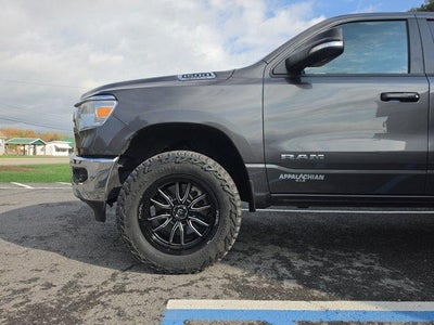 2022 RAM 1500 Big Horn 4x4 Crew Cab 5'7" Box