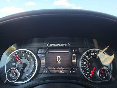 2022 RAM 1500 Big Horn 4x4 Crew Cab 5'7" Box
