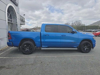 2020 RAM 1500 Big Horn 4x4 Crew Cab 5'7" Box