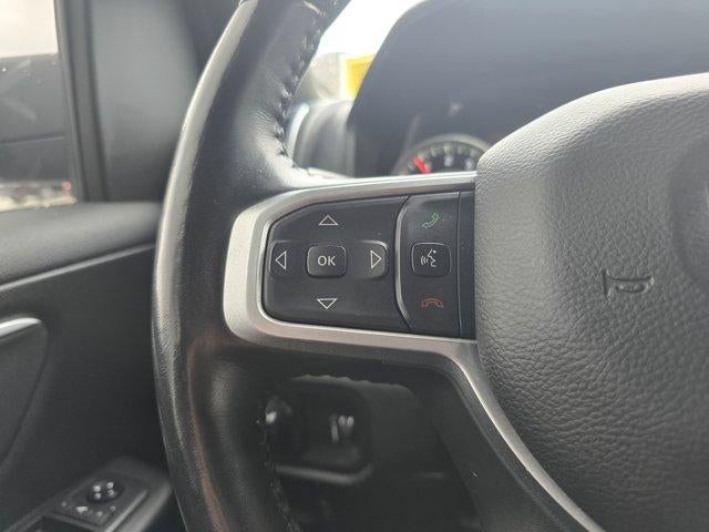 2020 RAM 1500 Big Horn 4x4 Crew Cab 5'7" Box