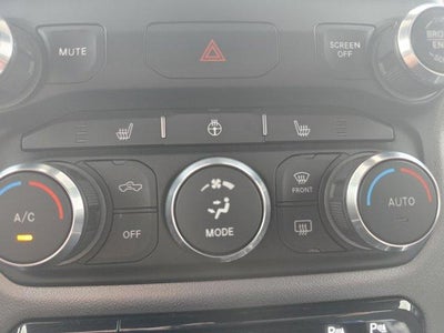 2020 RAM 1500 Big Horn 4x4 Crew Cab 5'7" Box