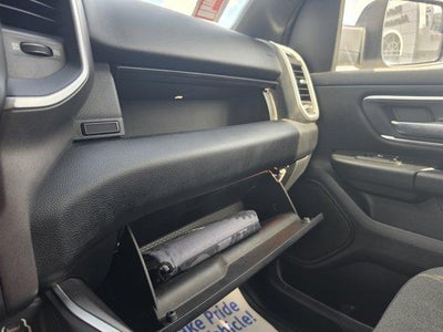2021 RAM 1500 Big Horn 4x4 Crew Cab 6'4" Box