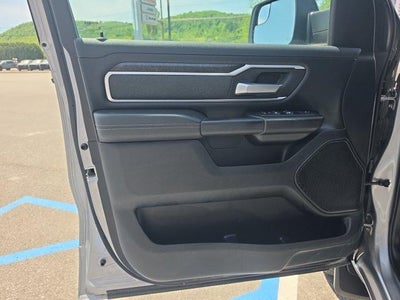 2022 RAM 1500 Big Horn 4x4 Crew Cab 6'4" Box