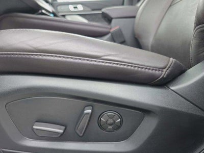 2025 Ford Explorer Platinum 4WD