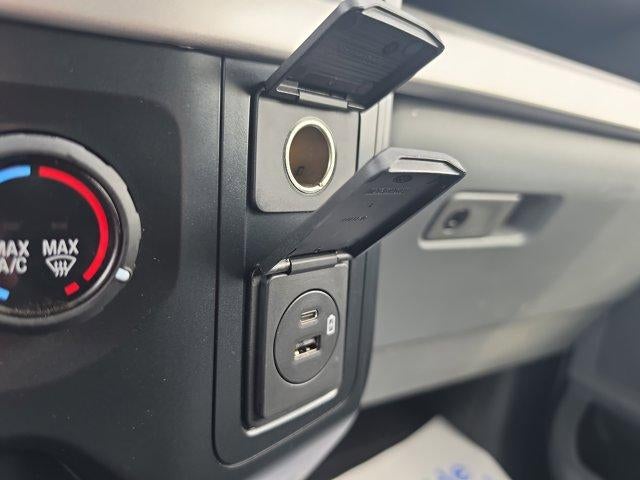2022 Ford F-150 XL 4WD SuperCrew 5.5' Box