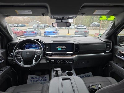 2022 Chevrolet Silverado 1500 Crew Cab Short Box 4-Wheel Drive RST