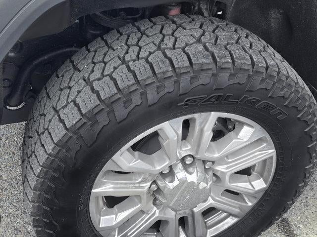 2022 GMC Sierra 2500 HD Crew Cab Standard Box 4-Wheel Drive Denali