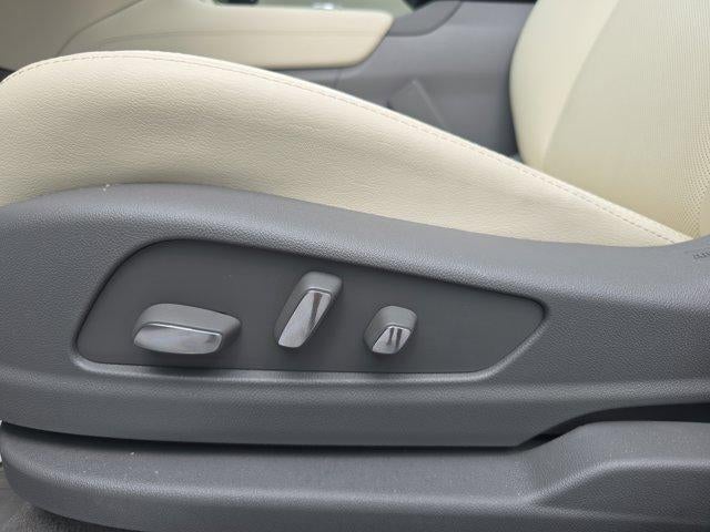 2025 Cadillac XT5 AWD 4dr Premium Luxury