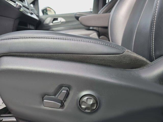 2025 Chrysler Pacifica Select FWD