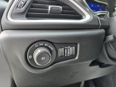 2025 Chrysler Pacifica Select FWD