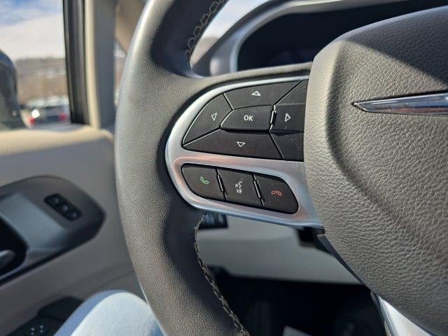 2022 Chrysler Pacifica Touring L AWD