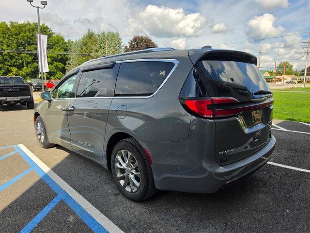 2021 Chrysler Pacifica Touring L AWD
