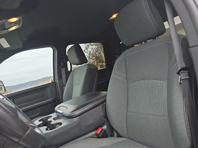 2022 RAM 3500 Tradesman 4x4 Crew Cab 8' Box