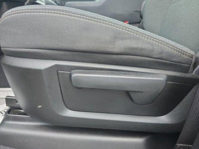 2022 RAM 3500 Tradesman 4x4 Crew Cab 8' Box