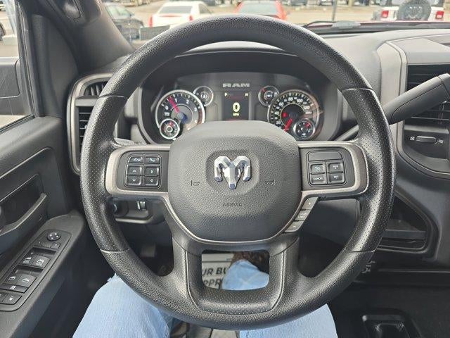 2022 RAM 3500 Tradesman 4x4 Crew Cab 8' Box