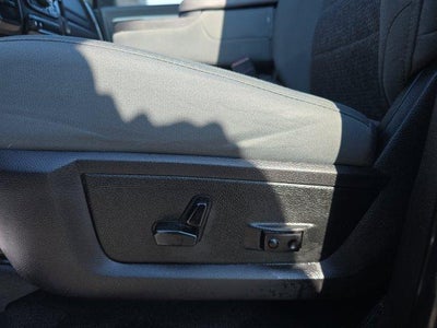 2017 RAM 2500 SLT 4x4 Crew Cab 6'4" Box