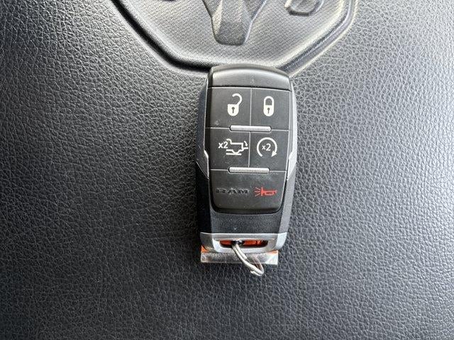 2019 RAM 2500 Laramie 4x4 Crew Cab 6'4" Box