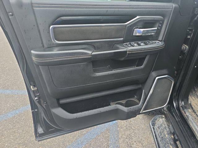 2022 RAM 2500 Laramie 4x4 Crew Cab 6'4" Box