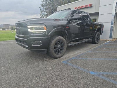 2022 RAM 2500 Laramie 4x4 Crew Cab 6'4" Box