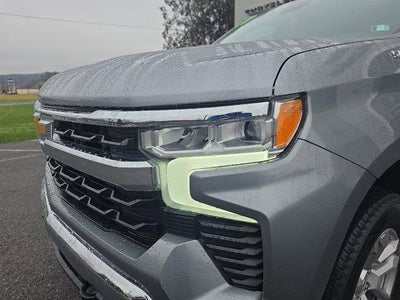 2023 Chevrolet Silverado 1500 Crew Cab Short Box 4-Wheel Drive LT 2FL