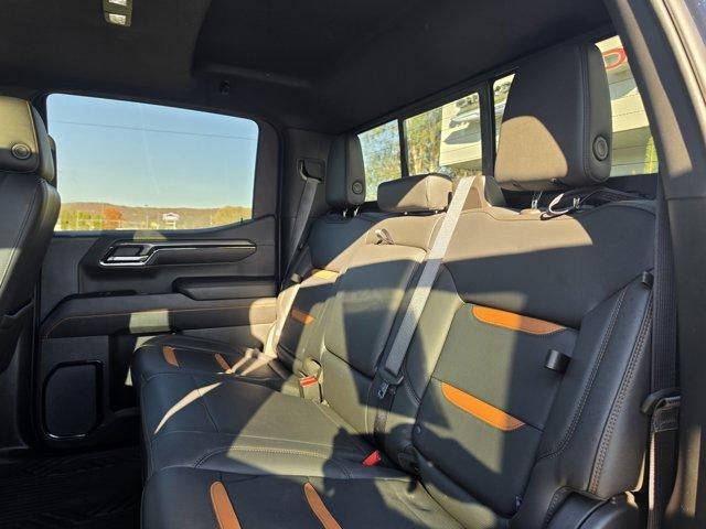 2022 GMC Sierra 1500 Crew Cab Standard Box 4-Wheel Drive AT4