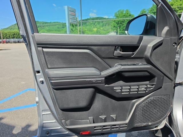 2025 Toyota Tacoma 4WD 4WD TRD Sport Double Cab 5' Bed AT (Natl)
