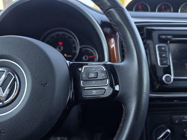 2013 Volkswagen Beetle 2dr Man 2.0T Turbo *Ltd Avail*
