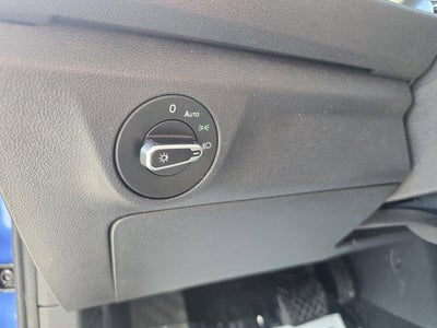 2022 Volkswagen Jetta SE Auto