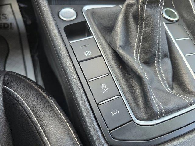 2022 Volkswagen Jetta SE Auto