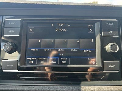 2022 Volkswagen Jetta SE Auto