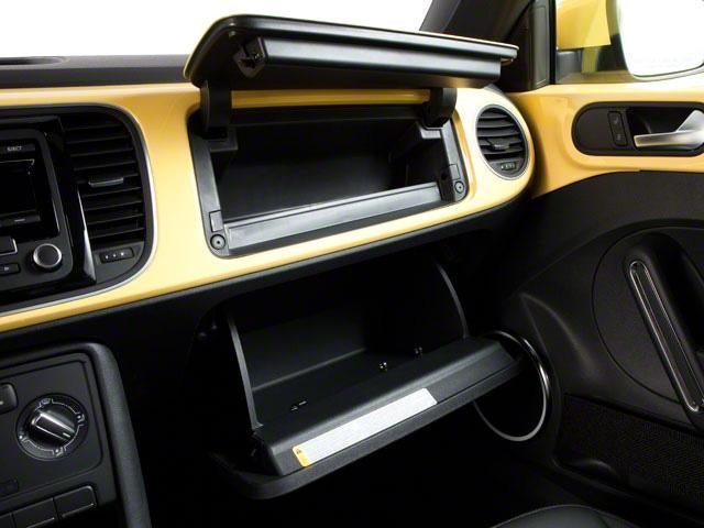 2012 Volkswagen Beetle 2dr Cpe Auto 2.5L PZEV