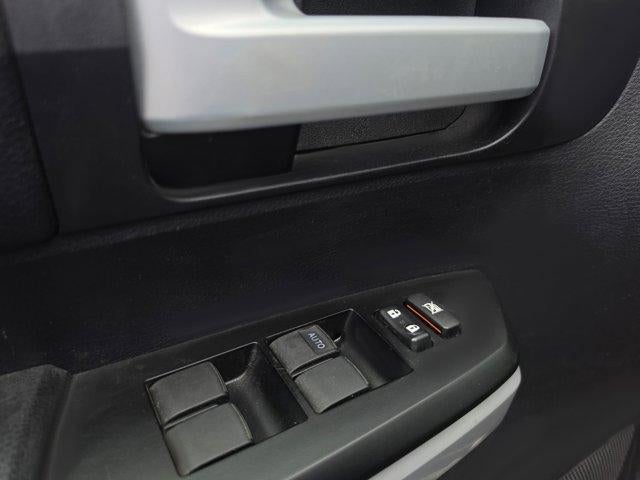 2021 Toyota Tundra 4WD 4WD SR5 CrewMax 5.5' Bed 5.7L (SE)