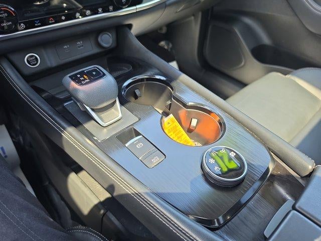 2021 Nissan Rogue AWD SL