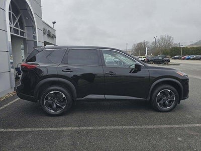 2024 Nissan Rogue AWD SV
