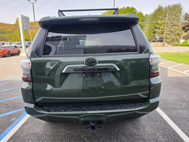 2022 Toyota 4Runner Trail Special Edition 4WD (Natl)