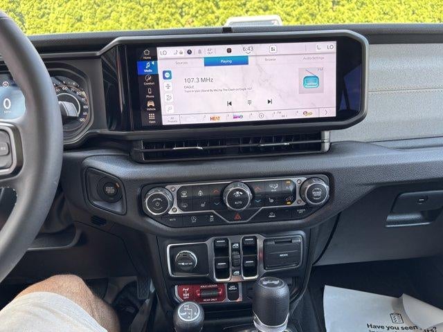 2025 Jeep Wrangler Willys 4 Door 4x4