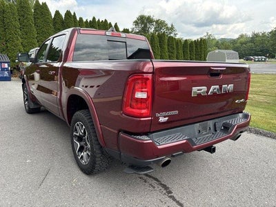 2025 RAM 1500 Laramie 4x4 Crew Cab 5'7" Box