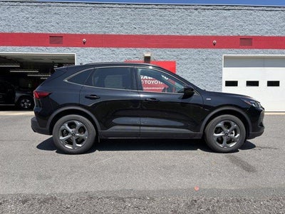 2025 Ford Escape ST-Line Select AWD