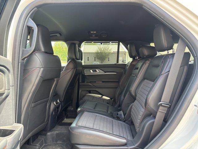 2025 Ford Explorer ST-Line 4WD