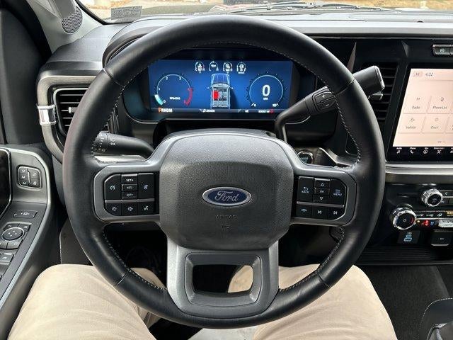 2024 Ford Super Duty F-350 SRW LARIAT 4WD Crew Cab 6.75' Box