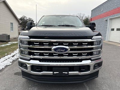 2024 Ford Super Duty F-350 SRW LARIAT 4WD Crew Cab 6.75' Box
