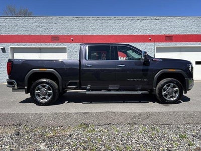 2026 GMC Sierra 2500 HD Crew Cab Standard Box 4-Wheel Drive SLT