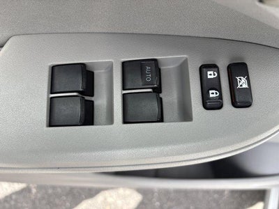 2009 Toyota Corolla 4dr Sdn Auto LE (Natl)