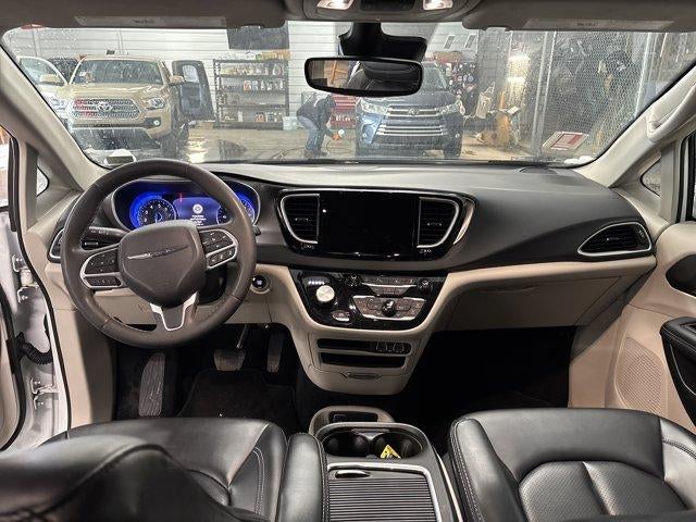 2023 Chrysler Pacifica Touring L FWD